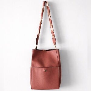 Salmon Faux Leather Bucket Bag Pebbled Soft Travel Purse NWOT